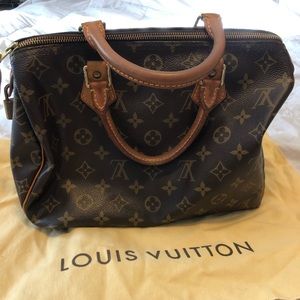 Louis Vuitton Speedy 30